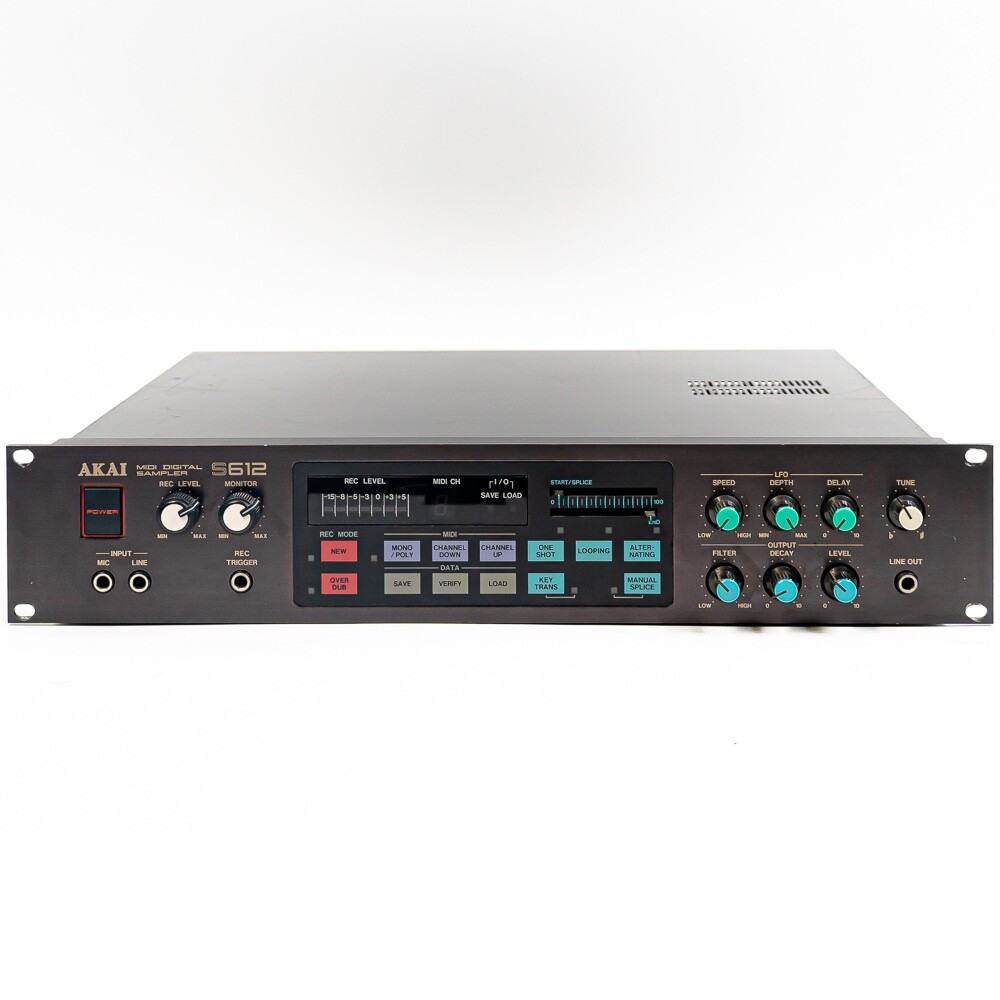 Akai S612 logo